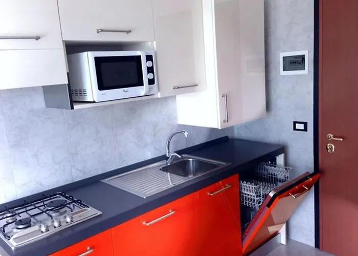 דירה Colorful Flat With Shared Pool ביביונה