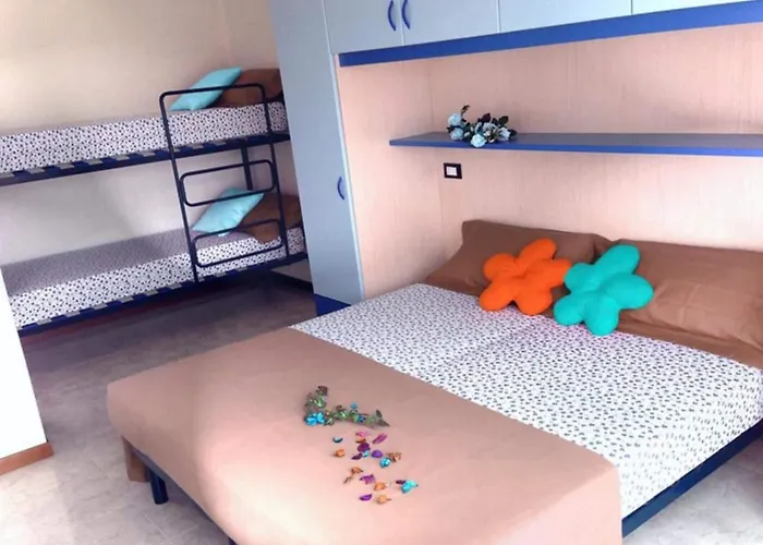 Colorful Flat With Shared Pool